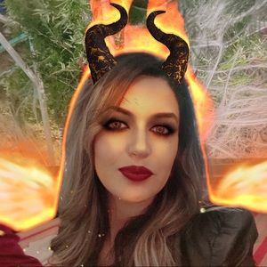 Meet your Posher, Adriana